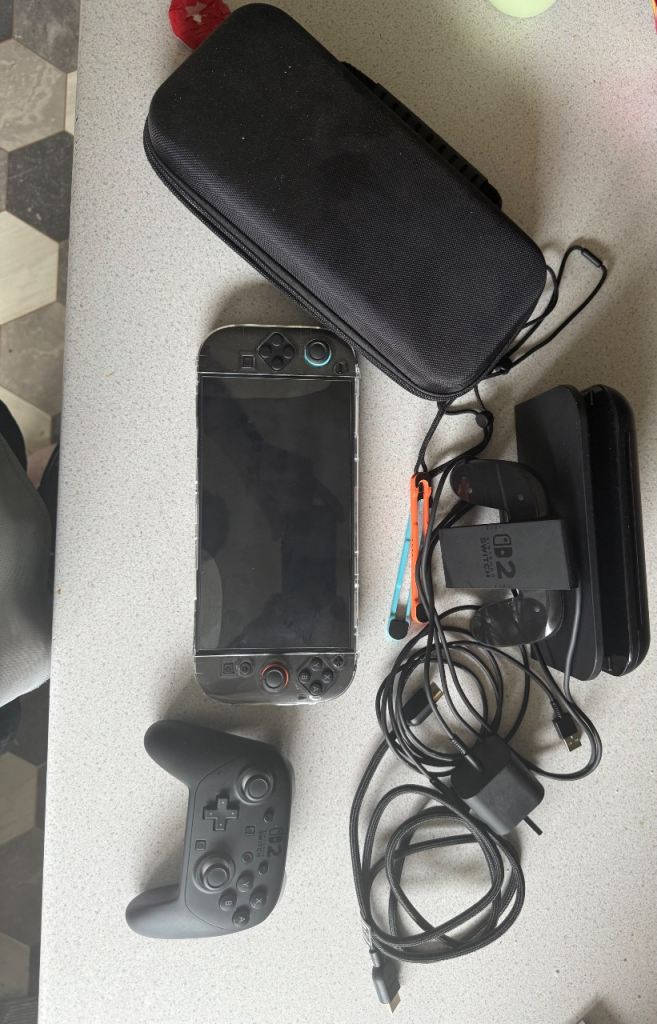 Nintendo switch 2 and pro controller