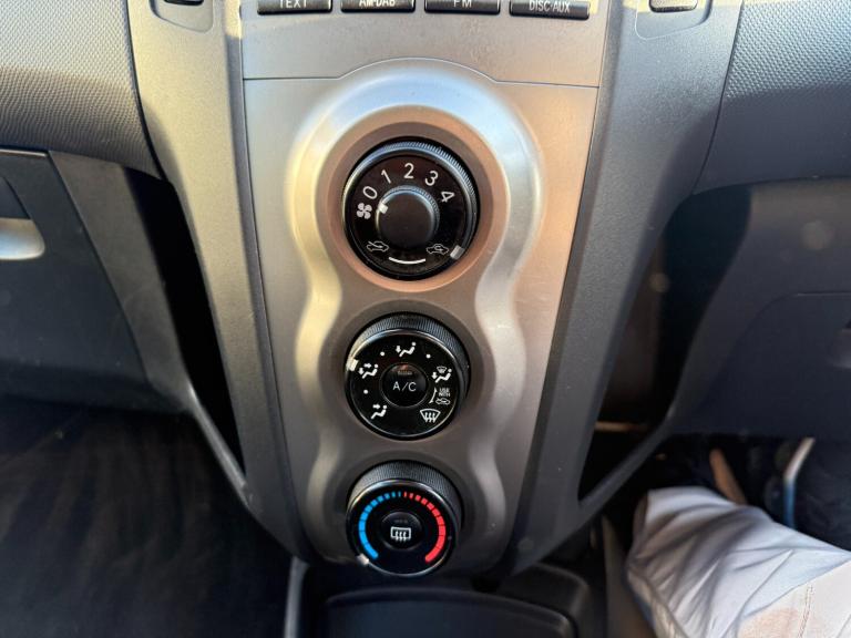 2010 Toyota Yaris 1.33 VVT-i TR 5dr [6] HATCHBACK Petrol Manual