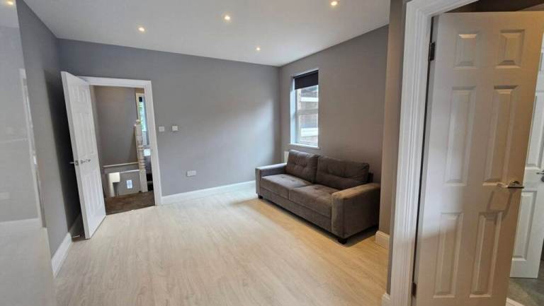 3 BEDROOM MAISONETTE DEACON ROAD WILLESDEN NW2