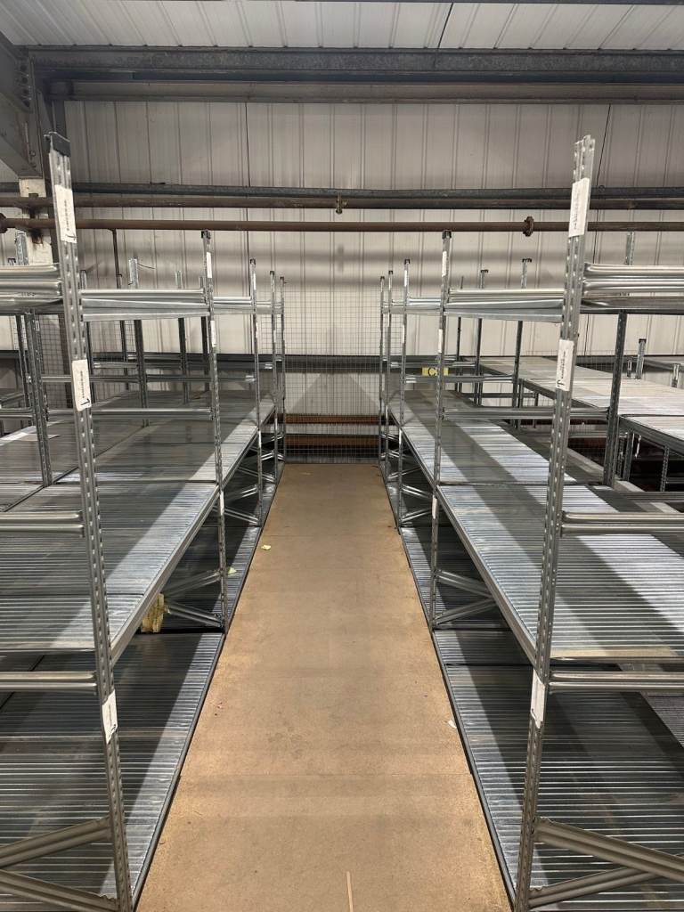 1000 bays supershelf industrial shelving ( storage , pallet racking )