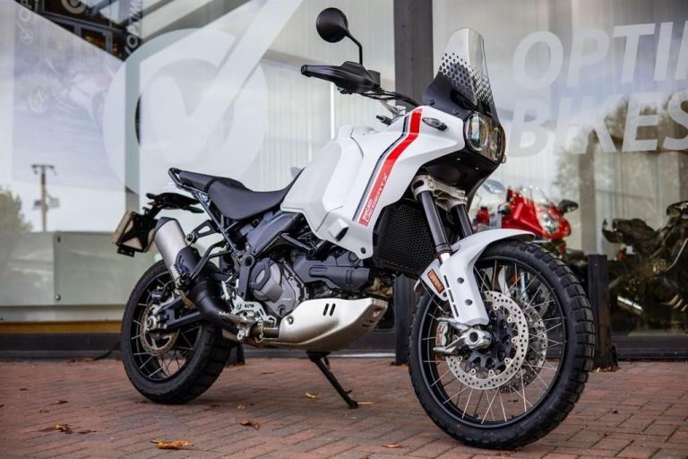 Ducati DesertX 1 OWNER ! LOW MILES ! STUNNING