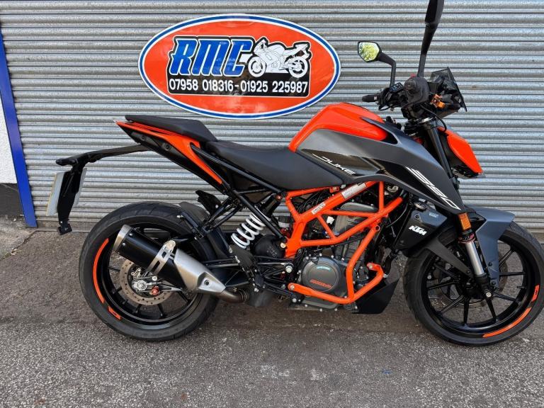 KTM 390 Duke