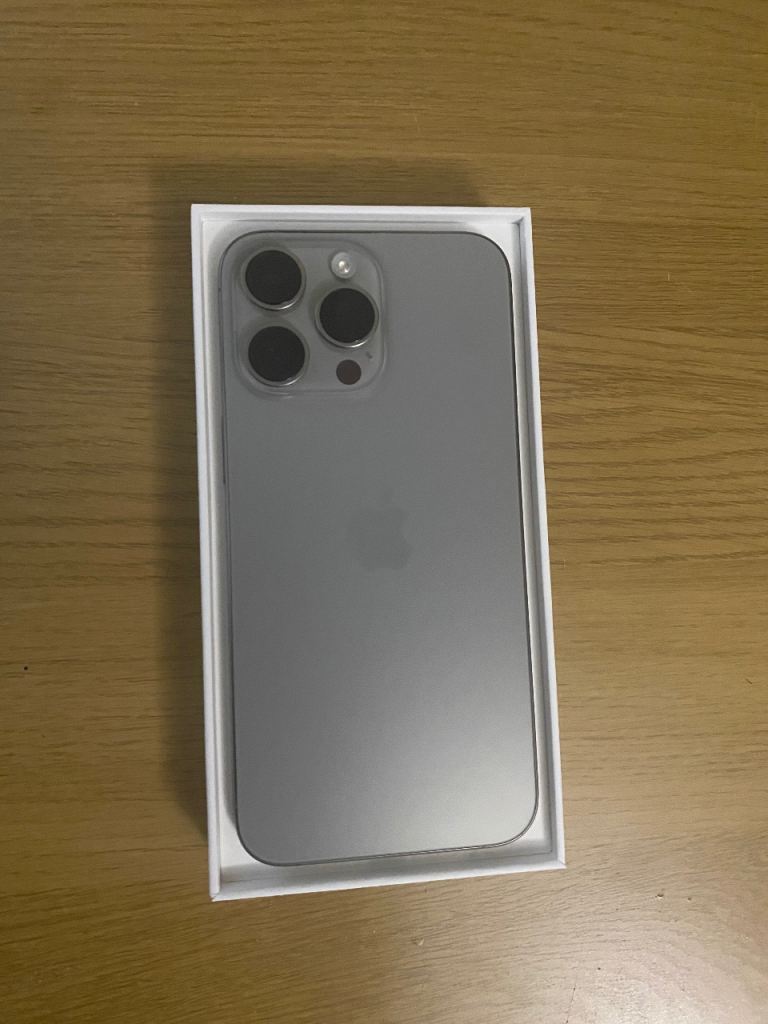 iPhone 15 Pro Max titanium 256GB