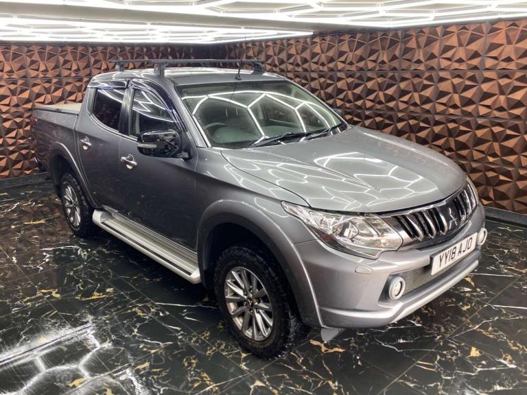 2018 Mitsubishi L200 2.4 L200 Barbarian DI-D Auto 4WD Pickup Diesel Automatic