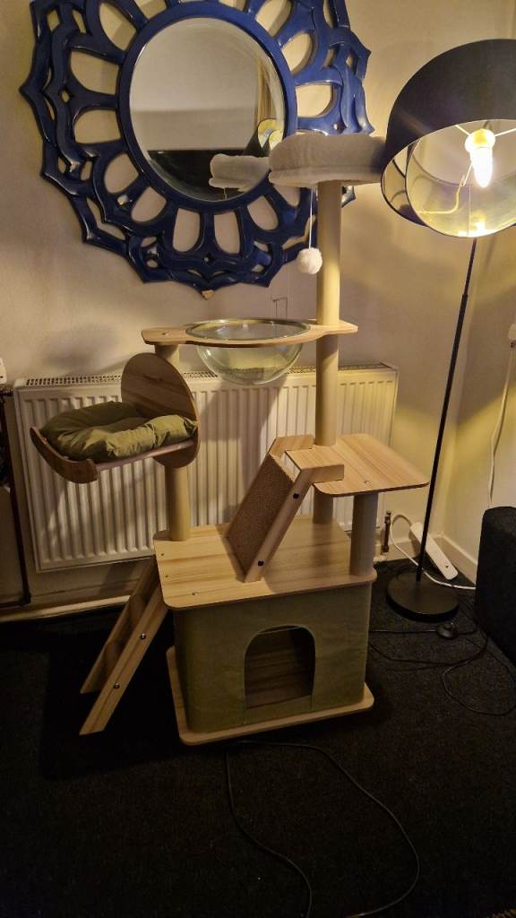 Cat tree 