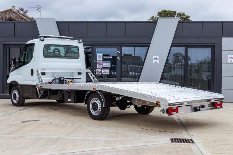 ALUMINIUM RECOVERY TRUCK BODY AMS E-BODY BEAVERTAIL CAR TRANSPORTER