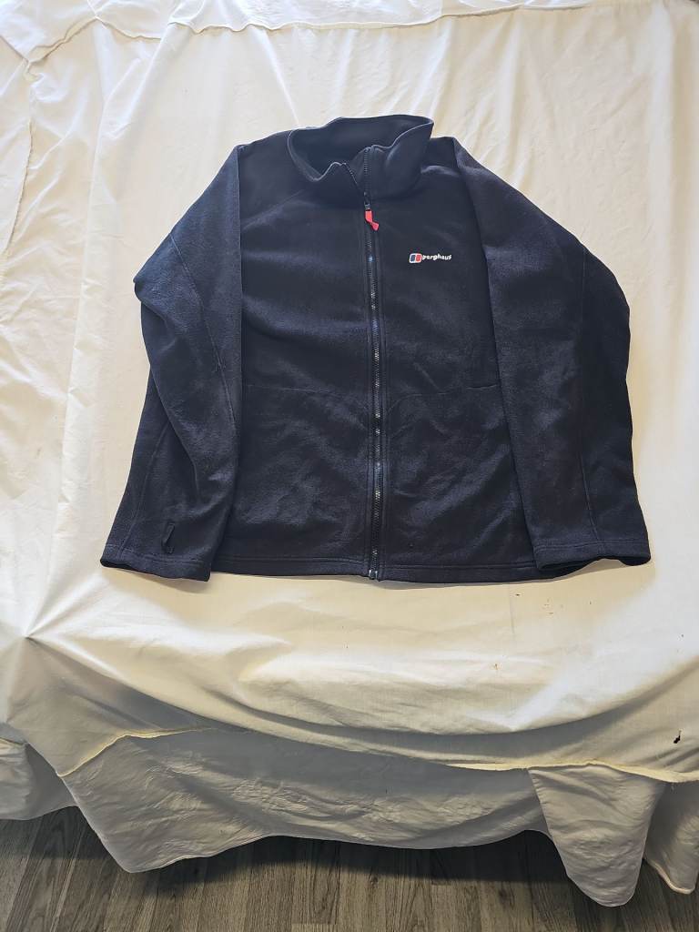 Berghaus Full Zip Black Fleece Jacket XXL D504