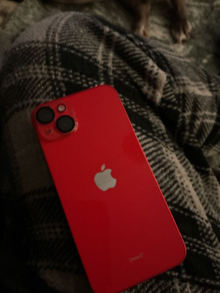 Apppe iPhone 14 Plus 256gb Red / iwatch swap or sell