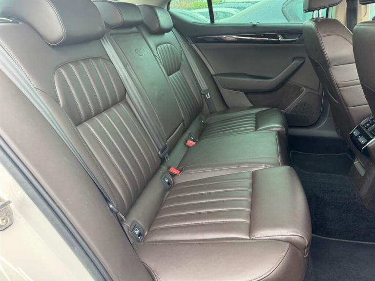 2016 Skoda Superb 2.0 TDI CR Laurin + Klement 5dr HATCHBACK DIESEL Manual