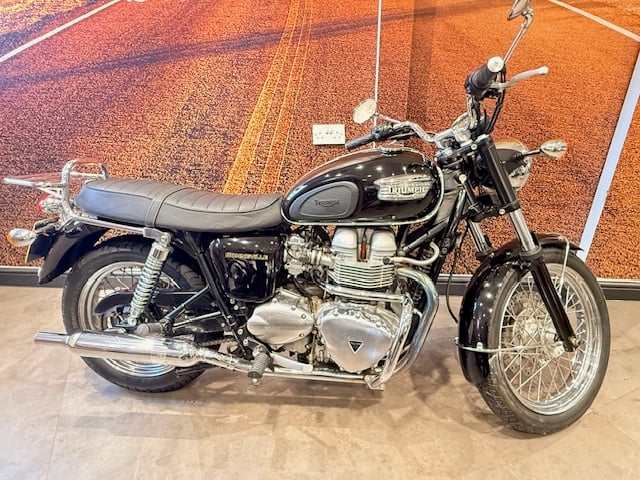 2005 TRIUMPH BONNEVILLE T100