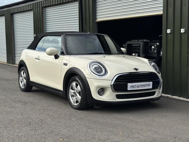 2020 MINI Convertible 1.5 Cooper Classic Convertible 2dr Petrol Steptronic Euro 6 (s/s) (136 ps) ...