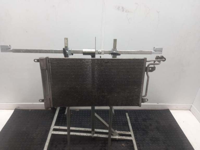 Volkswagen Polo Air Con Condenser Ac Conditioning 2009-2018 1.2l Cgpb 6r0820411q