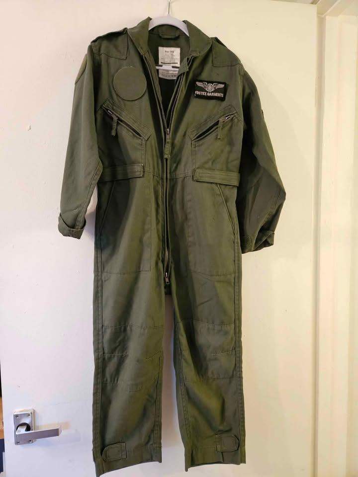 Costume children's coveralls 