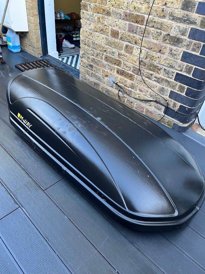 Roof box + Roof rail rack