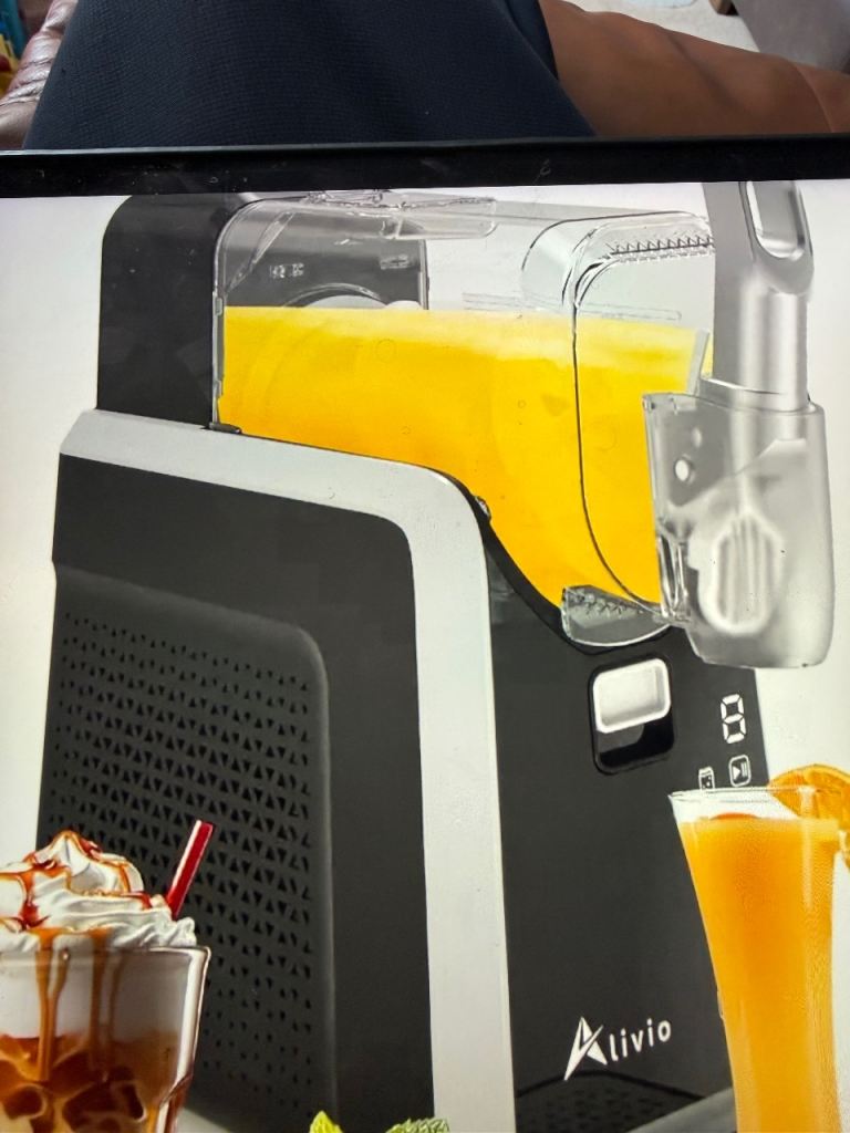 Brand new sealed in box slushi drink maker £145