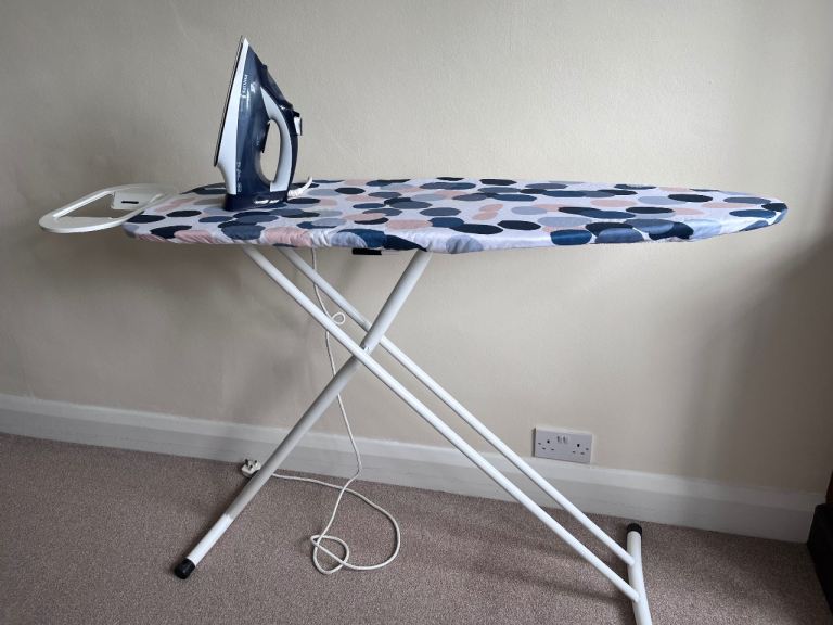 Iron & ironing board 