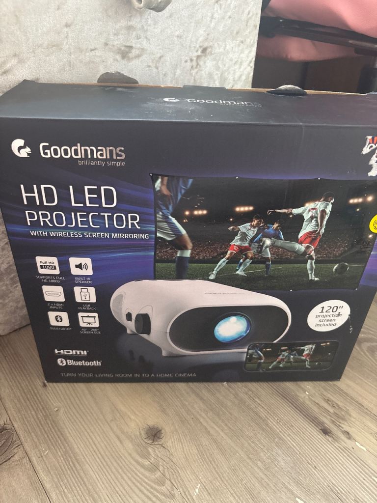 Goodmans HD LED Projector with Wireless Screen Mirroring - New