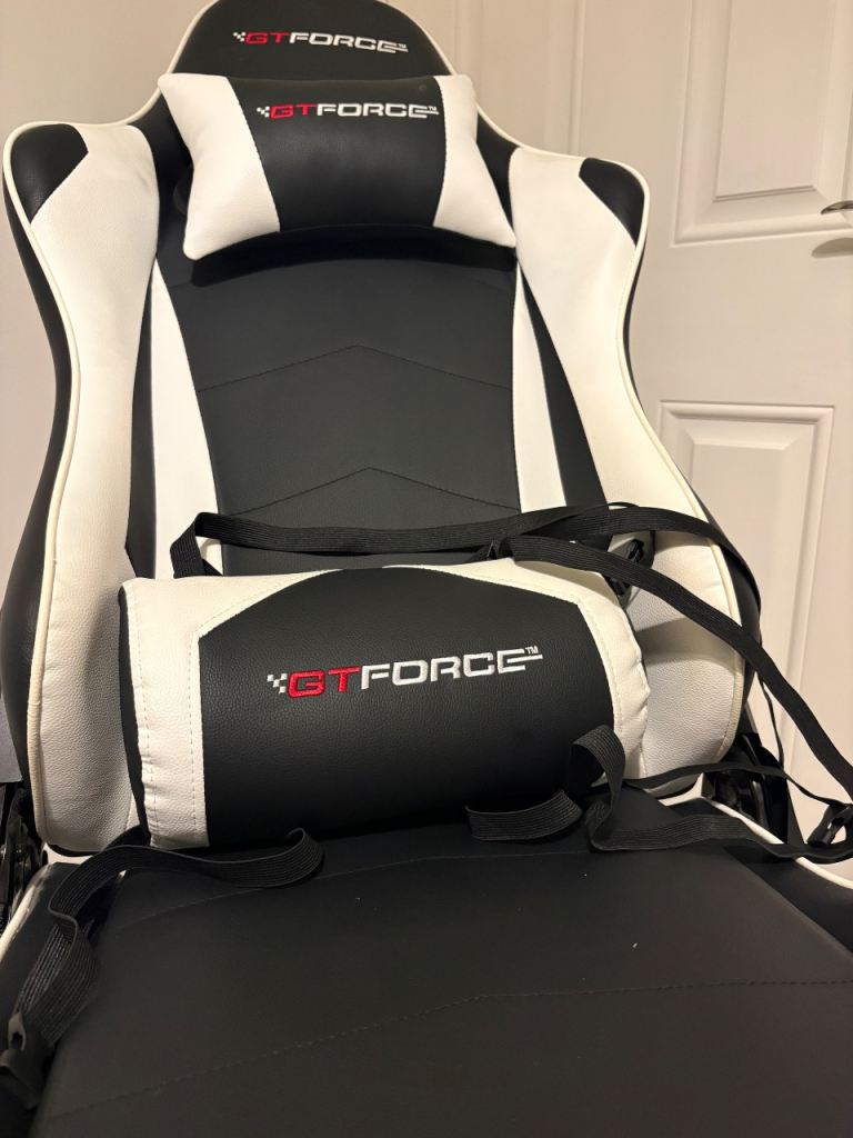 Gaming chair