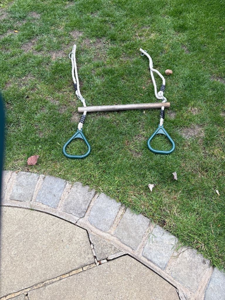 Monkey bars