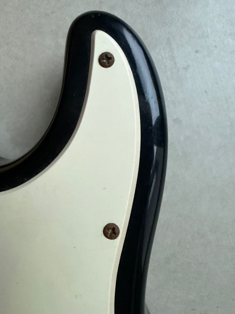 Fender Squier Mini Strat 3/4 Size mini Black Immaculate & Stand