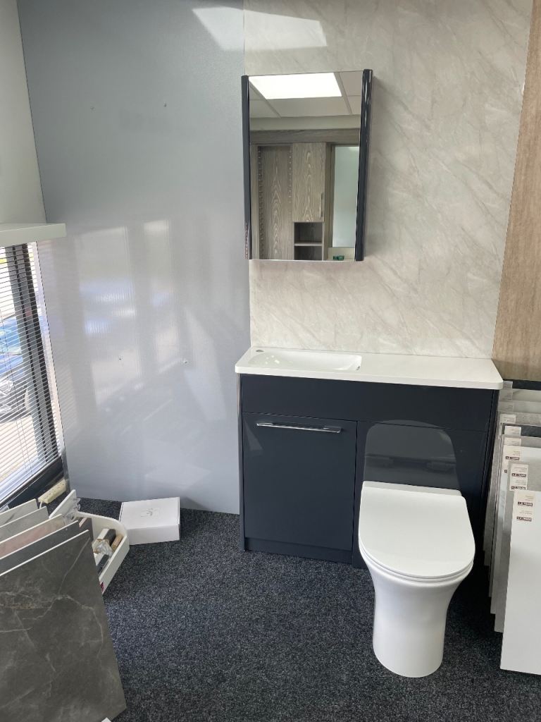 Ex showroom bathroom vanity unit with sink  on top + toilet