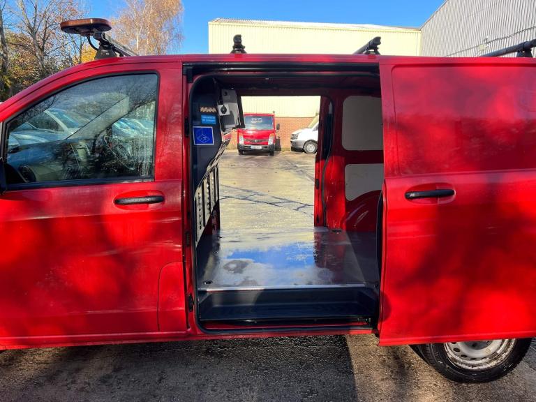 2017 Mercedes-Benz Vito 1.6 111 CDI Panel Van 5dr Diesel Manual FWD L1 Euro 5 (114 ps) PANEL VAN ...
