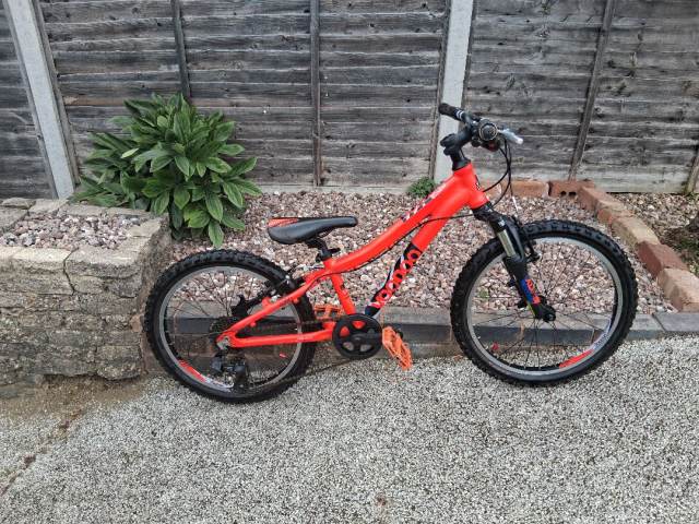 Kids Voodoo Sobo 20 Inch Wheel Mountain Bike | in Glenfield 