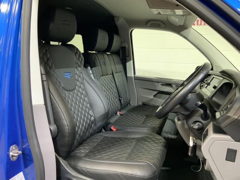 2024 Volkswagen Transporter 2.0 TDI Sportline Edition R Kombi Crew Van Diesel Manual