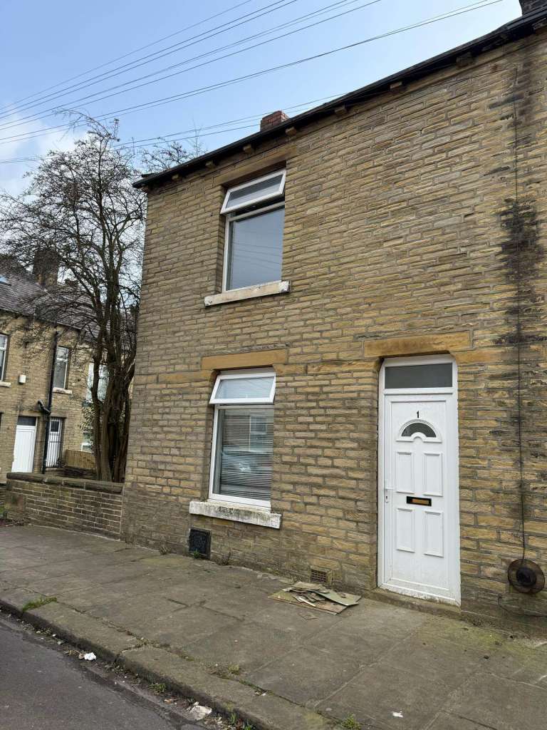 Two bed for rent in King Cross