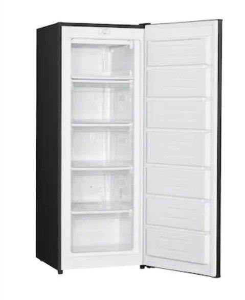 Russell Hobbs Free Standing Larder Freezer 