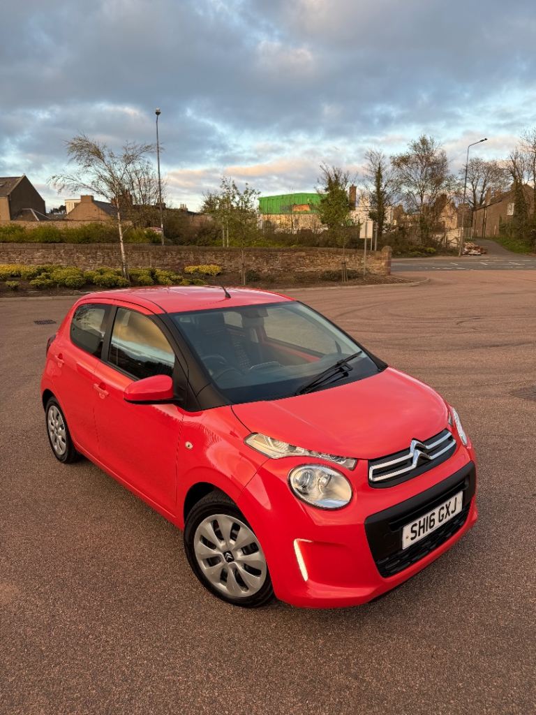 Citroen C1 1200cc ideal first car 12 months M.O.T 