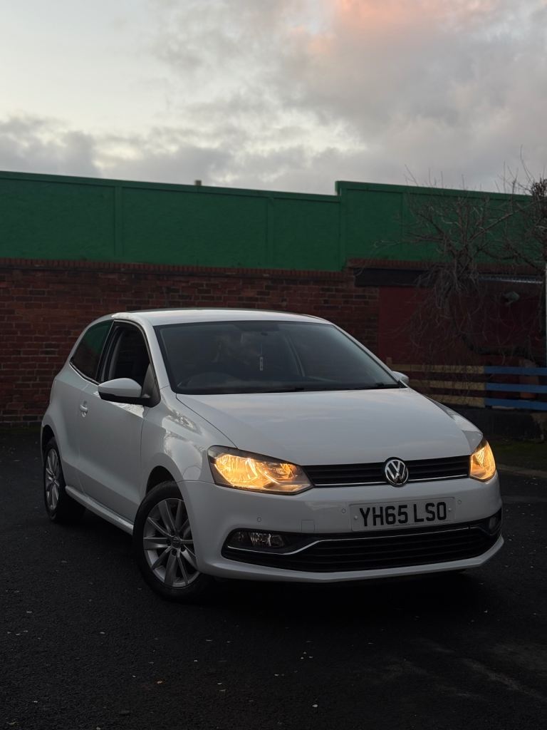 Volkswagen, POLO, Hatchback, 2015, Manual, 999 (cc), 3 doors