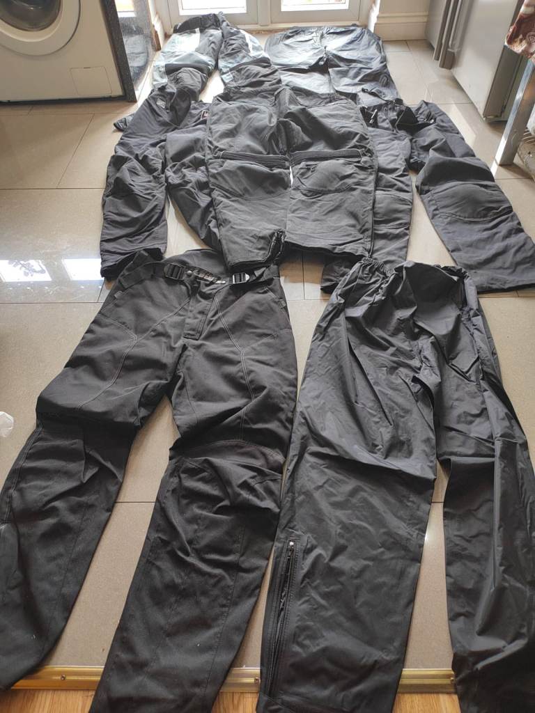 East London Motorcycle Clothing – ALL TYPES – SEE PHOTOS – EAST LONDON - 880