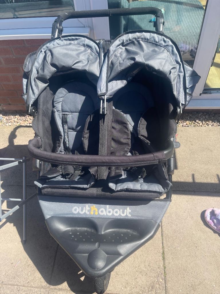 Out n About Nipper Double V6 Pushchair