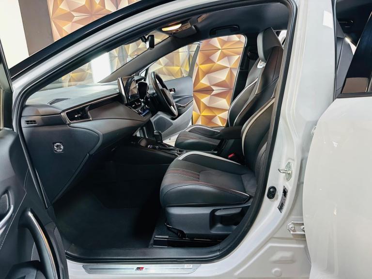 2022 Toyota Corolla 2.0 VVT-i Hybrid GR Sport 5dr CVT HATCHBACK PETROL/ELECTRIC Automatic