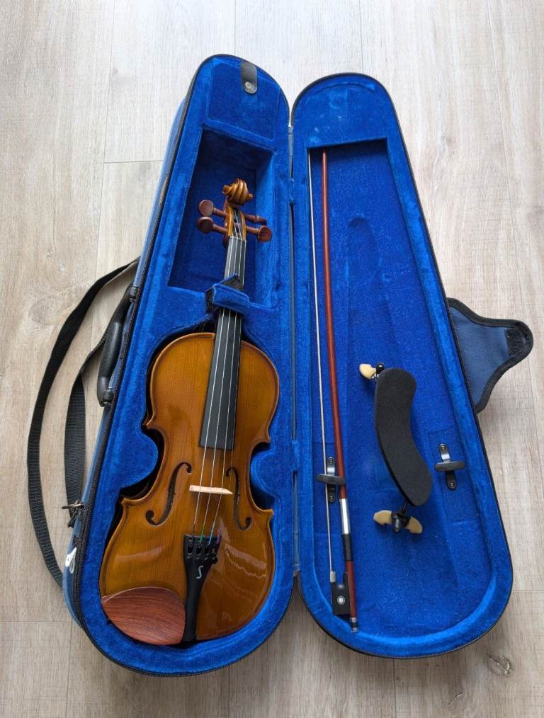 Stentor Student 1/2 Size Violin – Mega Starter Bundle (Case, Bow, Rosin, Tuner & Shoulder Rest)