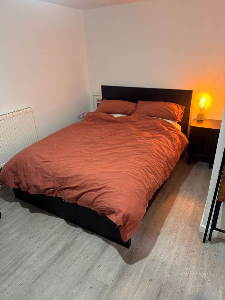 Double Ottoman bed with Mattress