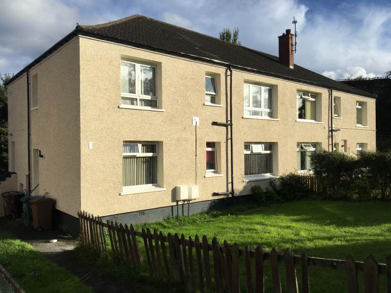 Cumnock KA18 1LT - 3 bedrooms property for long term let...