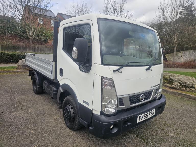 NISSAN CABSTAR NT40 35.14 SWB DROPSIDE 0 OWNERS COMPANY OWNED MOT 02/2027 NO VAT