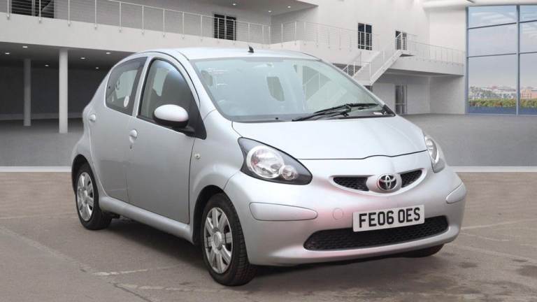 Toyota, AYGO, Hatchback, 2006, Manual, 998 (cc), 5 doors