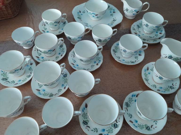Vintage Tea Set - Blue Floral Pattern - Good Condition