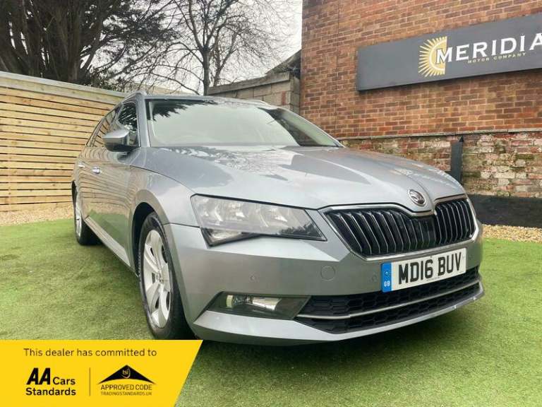 2016 Skoda Superb SE TECHNOLOGY TDI DSG ESTATE Diesel Semi Automatic