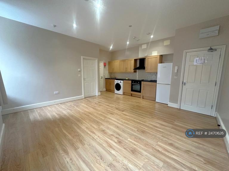 1 bedroom flat in Marsh Street, Bristol, BS1 (1 bed) (#2470626)