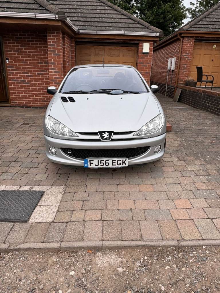 Peugeot, 206, Convertible, 2006, Manual, 1587 (cc), 2 doors