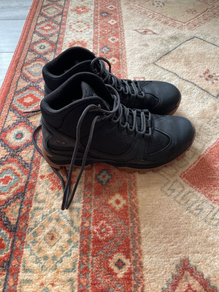 Timberland Mt. Maddsen Mid Hiker Boots (UK 9.5)