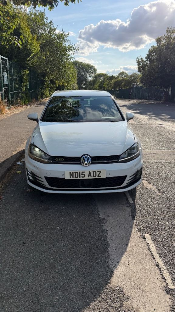 Volkswagen, GOLF, Hatchback, 2015, Manual, 1968 (cc), 5 doors