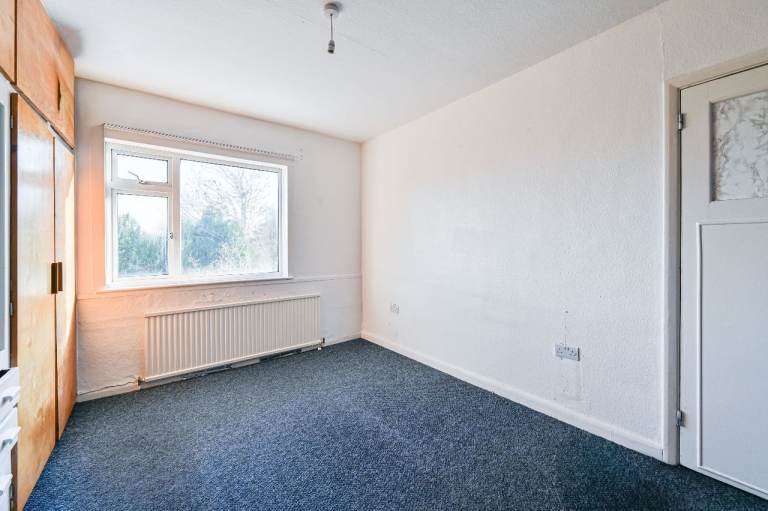 3 bed 2 living rooms Thornton Heath 