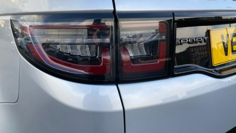 2021 Land Rover Discovery Sport 2.0 D200 R-Dynamic SE 5dr Auto Diesel Station Wagon Station Wagon...