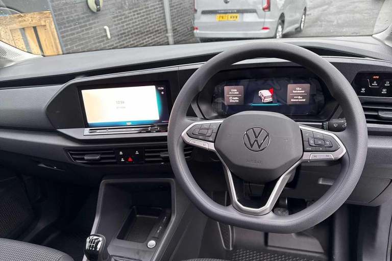 2025 Volkswagen Caddy Maxi C20 Caddy Cargo Commerce Maxi 102 PS 2.0 TDI 6sp Manual Van DIESEL Manual