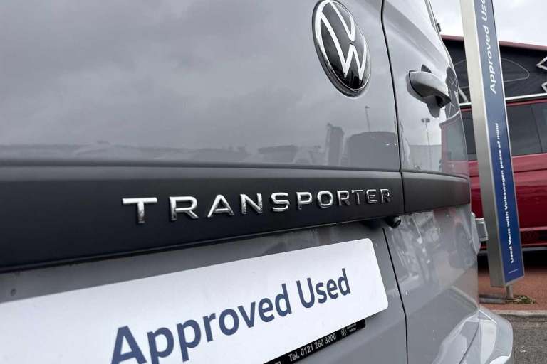 2025 Volkswagen Transporter 2.0 TDI 110 Commerce Pro Van-2 Seats Van DIESEL Manual